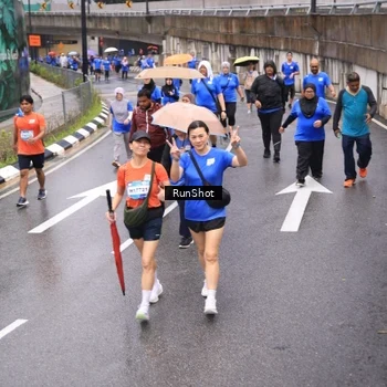 Runner Photo 7952464