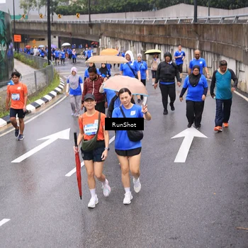 Runner Photo 7952466