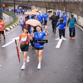 Runner Photo 7952470