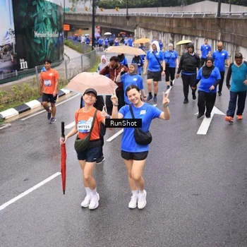 Runner Photo 7952477