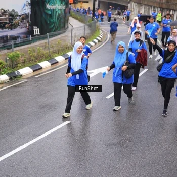 Runner Photo 7952478