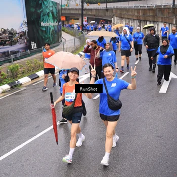 Runner Photo 7952480