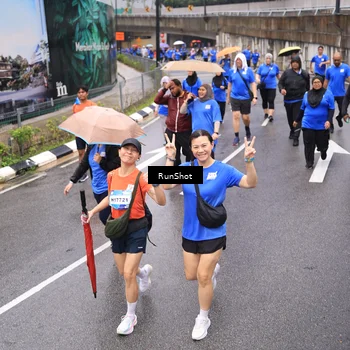 Runner Photo 7952481