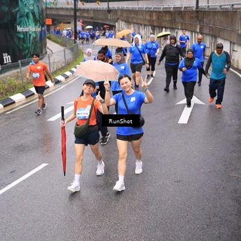 Runner Photo 7952484