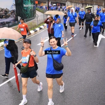 Runner Photo 7952487