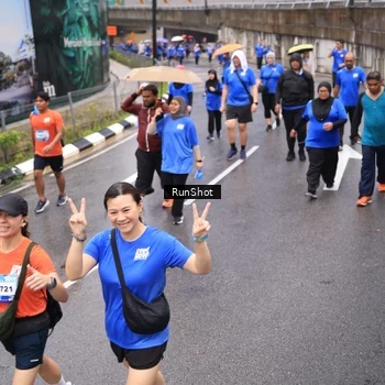 Runner Photo 7952493