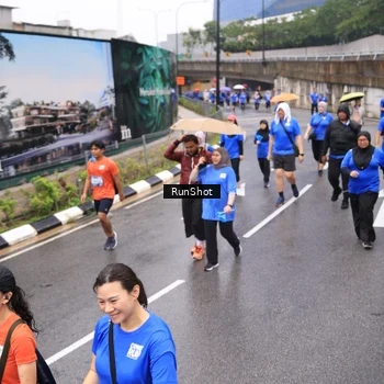 Runner Photo 7952495