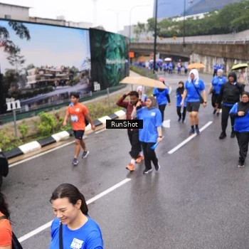 Runner Photo 7952499