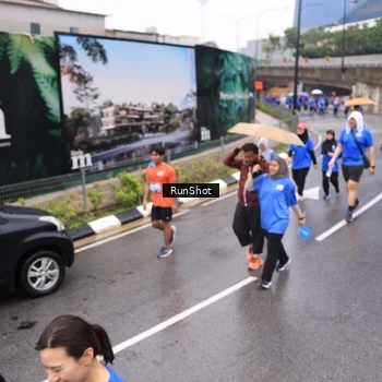 Runner Photo 7952503