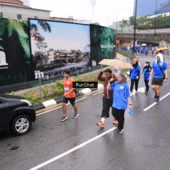 Runner Photo 7952505