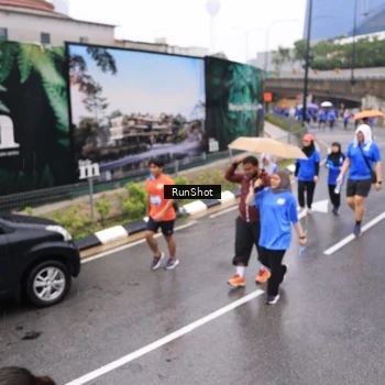 Runner Photo 7952506