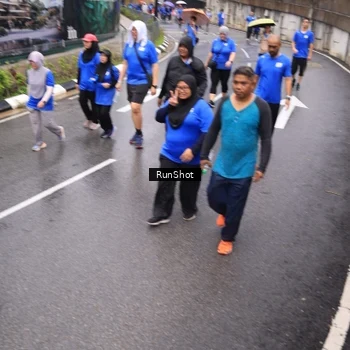 Runner Photo 7952534