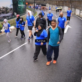 Runner Photo 7952537