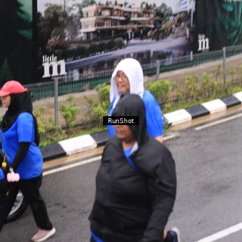Runner Photo 7952560