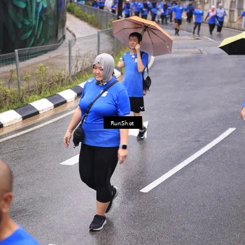 Runner Photo 7952572