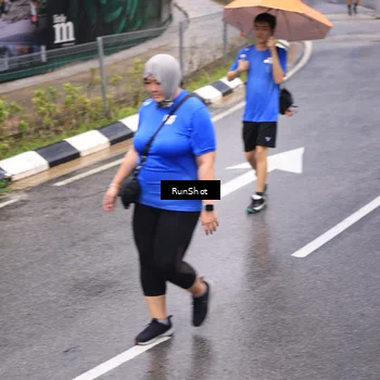 Runner Photo 7952577