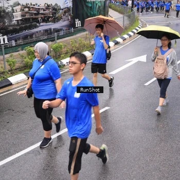 Runner Photo 7952601