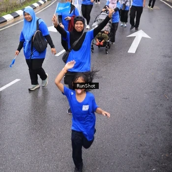 Runner Photo 7952613