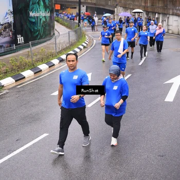 Runner Photo 7952644