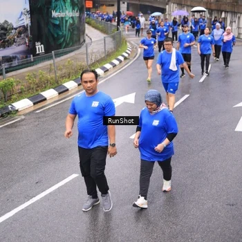 Runner Photo 7952645