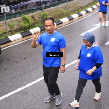 Runner Photo 7952659