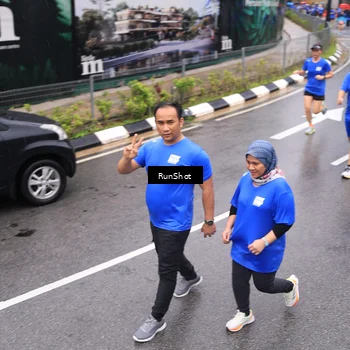 Runner Photo 7952662