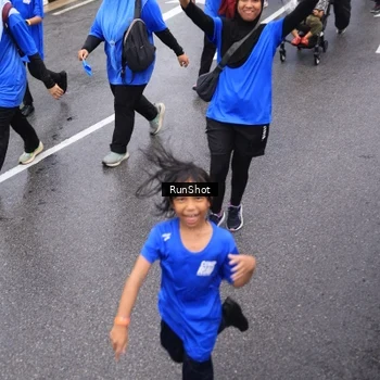 Runner Photo 7952667