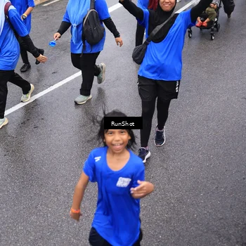 Runner Photo 7952678