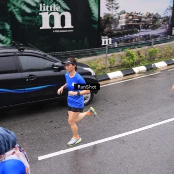 Runner Photo 7952700