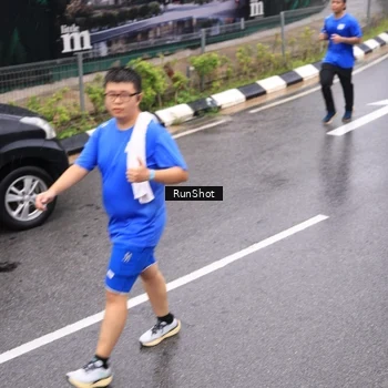 Runner Photo 7952702
