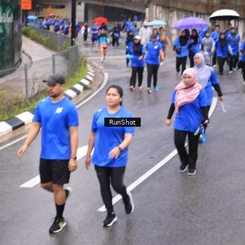 Runner Photo 7952712