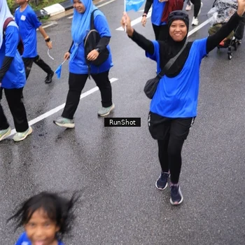 Runner Photo 7952715