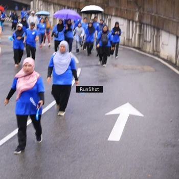 Runner Photo 7952726