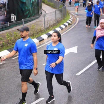 Runner Photo 7952727