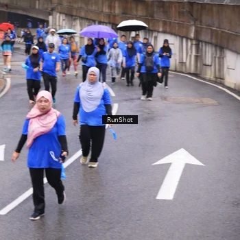 Runner Photo 7952729
