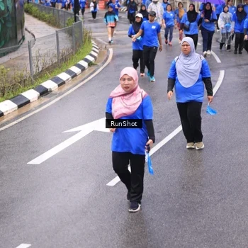 Runner Photo 7952736