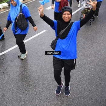 Runner Photo 7952739