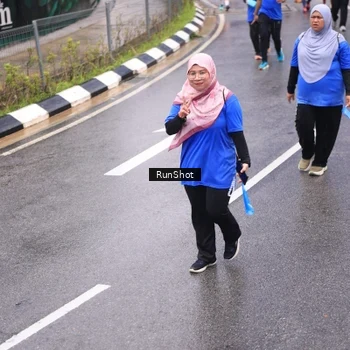Runner Photo 7952741