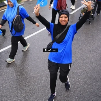 Runner Photo 7952758