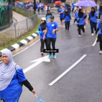 Runner Photo 7952766