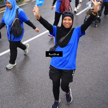 Runner Photo 7952768