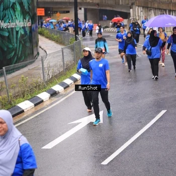 Runner Photo 7952770