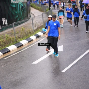 Runner Photo 7952776