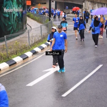 Runner Photo 7952787