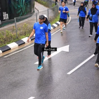 Runner Photo 7952788