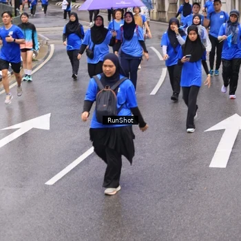 Runner Photo 7952792