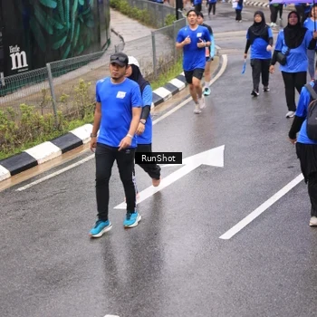 Runner Photo 7952793
