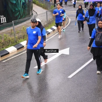 Runner Photo 7952795