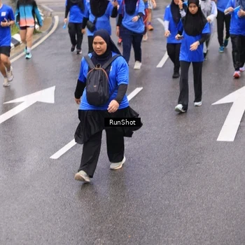 Runner Photo 7952798
