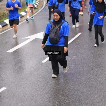 Runner Photo 7952804